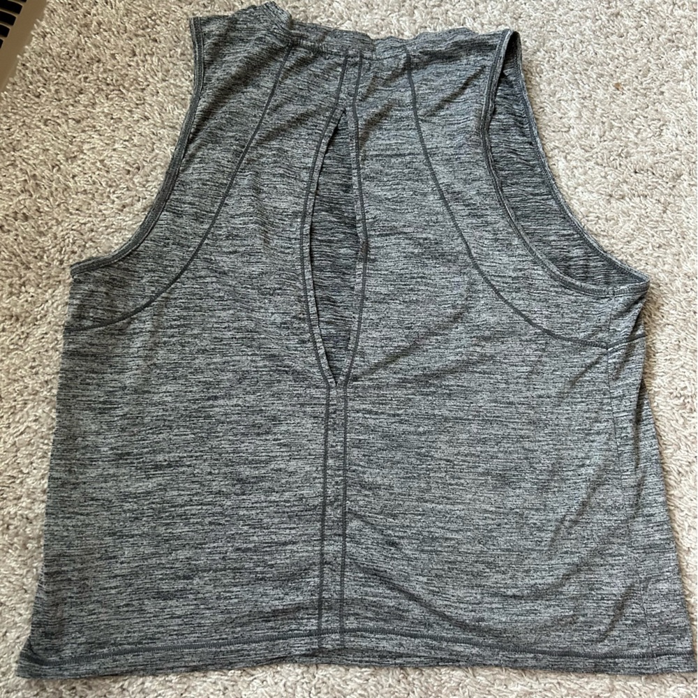3 for $10 | Reebok Tank - Picture 4 of 5